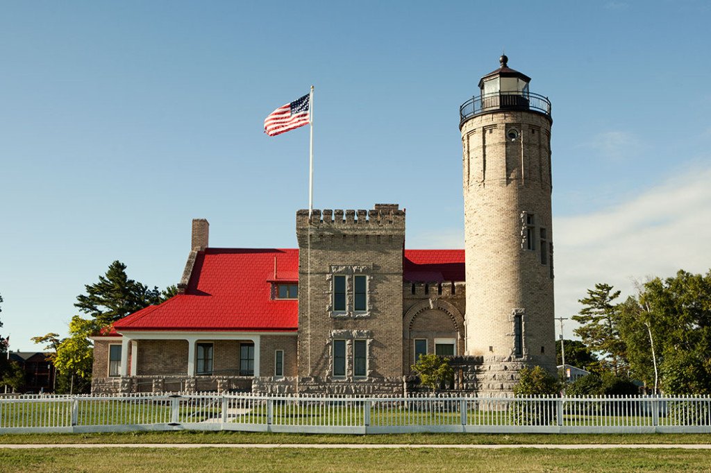 mackinac lighthouse tour