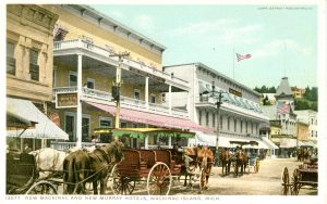 This ca. 1906 postcard shows the relationship of the structure to the Murray Hotel next door. Note how the building was set back from the street.
