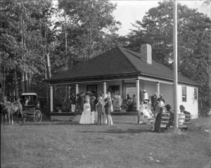 Wawashkamo Club House, ca. 1905. 