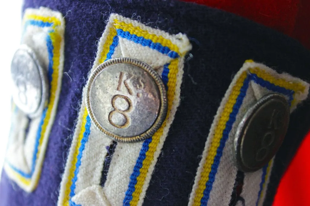 Cuff-Close-Up
